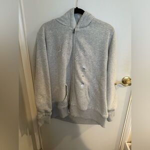 Women’s Tommy Hilfiger lined full zip sweat jacket. Size XXL.